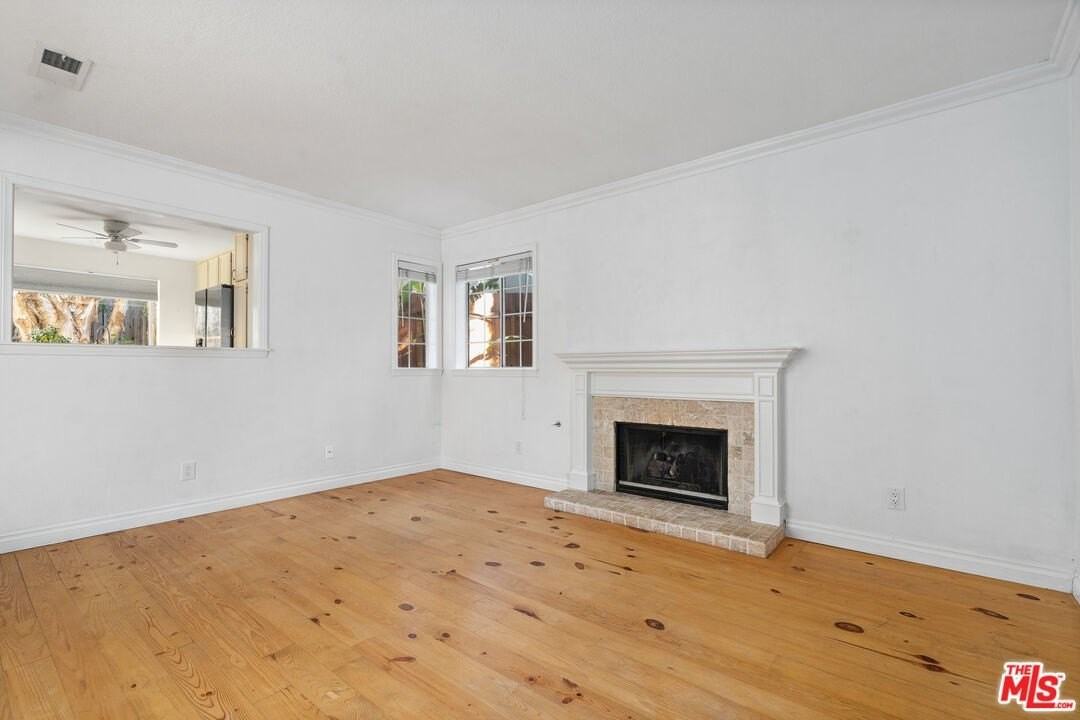 4324 Willow Glen St - Photo 2 of 19