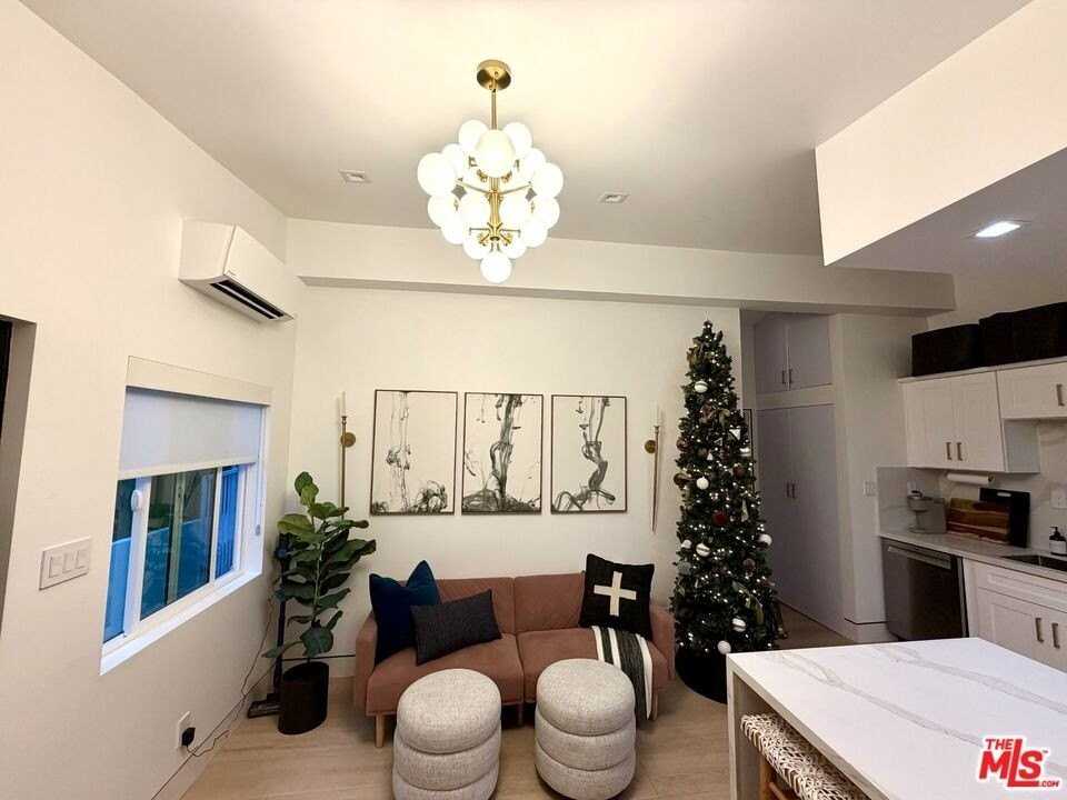 5561 1/2 El Canon Ave - Photo 3 of 29