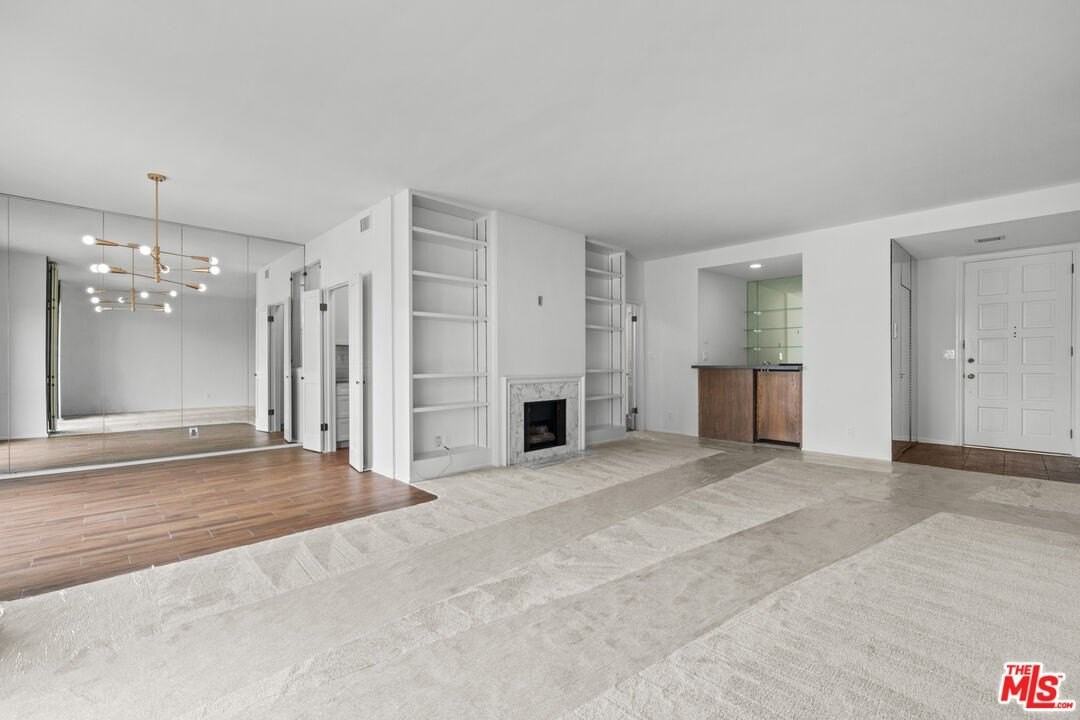 1167 Roxbury Dr Apt 301 #301 - Photo 2 of 23