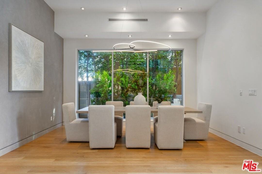 6359 Colgate Ave - Photo 6 of 26