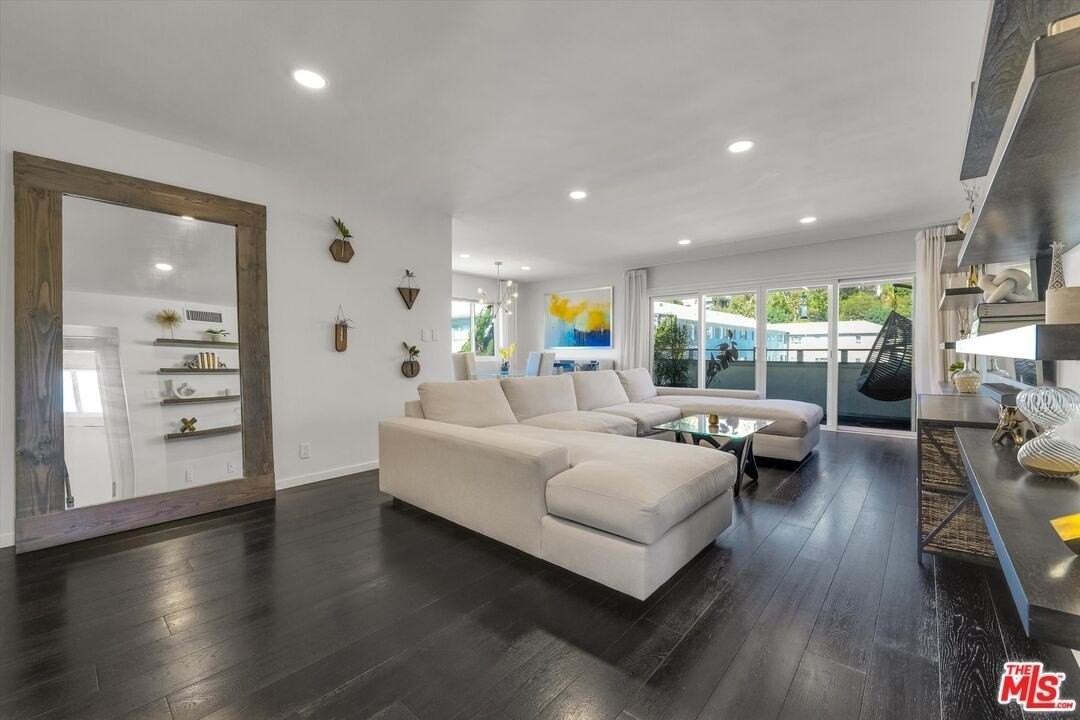 7949 Selma Ave Apt 21 #21 - Photo 2 of 24