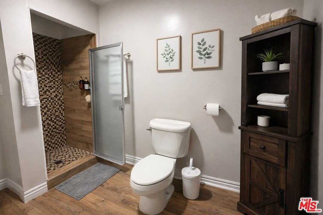 522 Westminster Ave - Photo 5 of 12