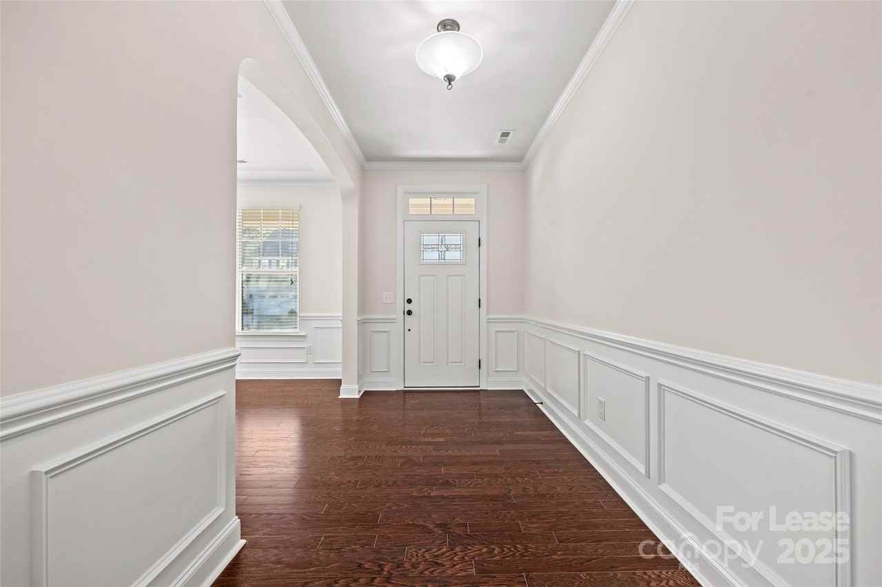 18204 Studman Branch Ave - Photo 3 of 40