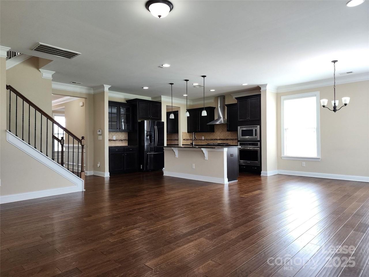 1425 Skygrove Pl Nw - Photo 3 of 42