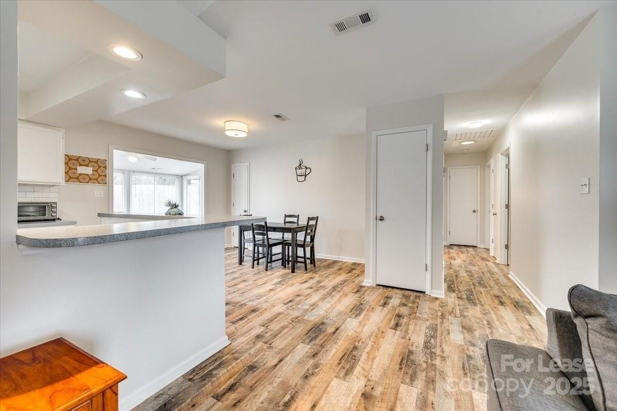 10932 Copper Field Dr - Photo 6 of 28