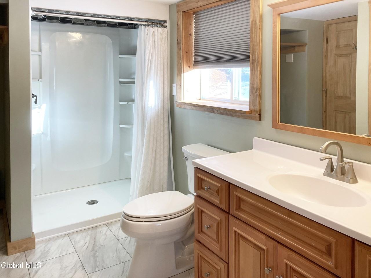 107 Patten Mills Rd - Photo 7 of 33