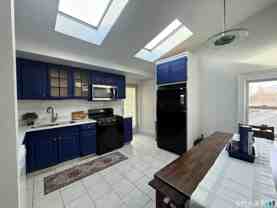 883 Montauk Ave - Photo 1 of 1