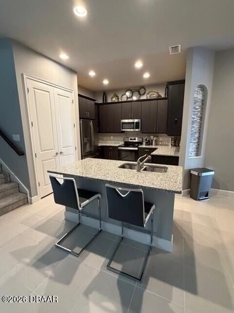 6402 Hanfield Ln - Photo 7 of 25