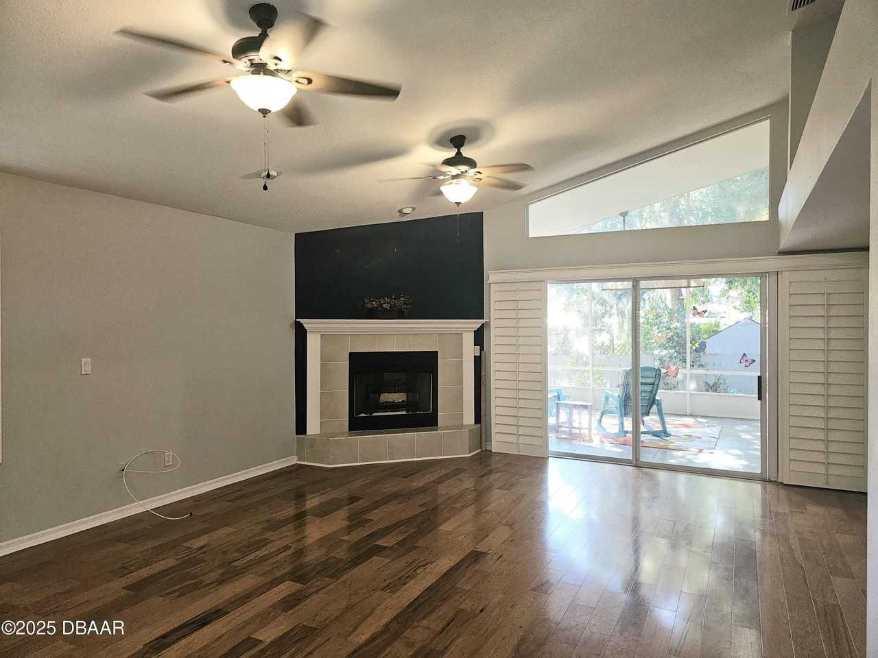 6 Oak Village Dr - Photo 4 of 50