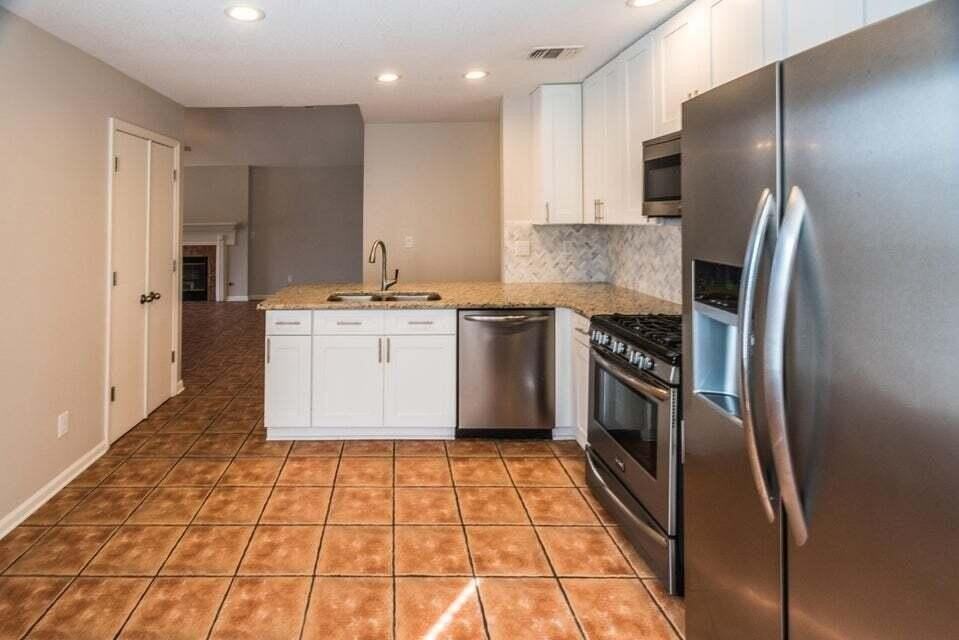 52 Rue D Honfleur - Photo 7 of 15