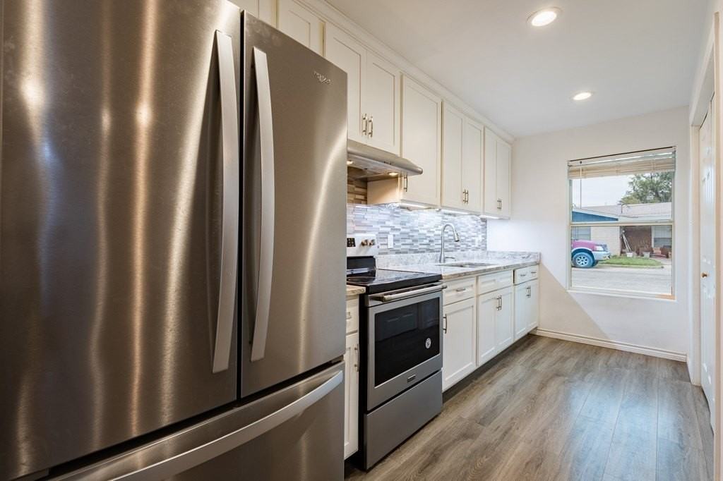 1308 Church St - Photo 6 of 15