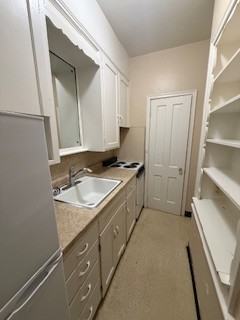 328 Kenwood Ave #2 - Photo 3 of 7