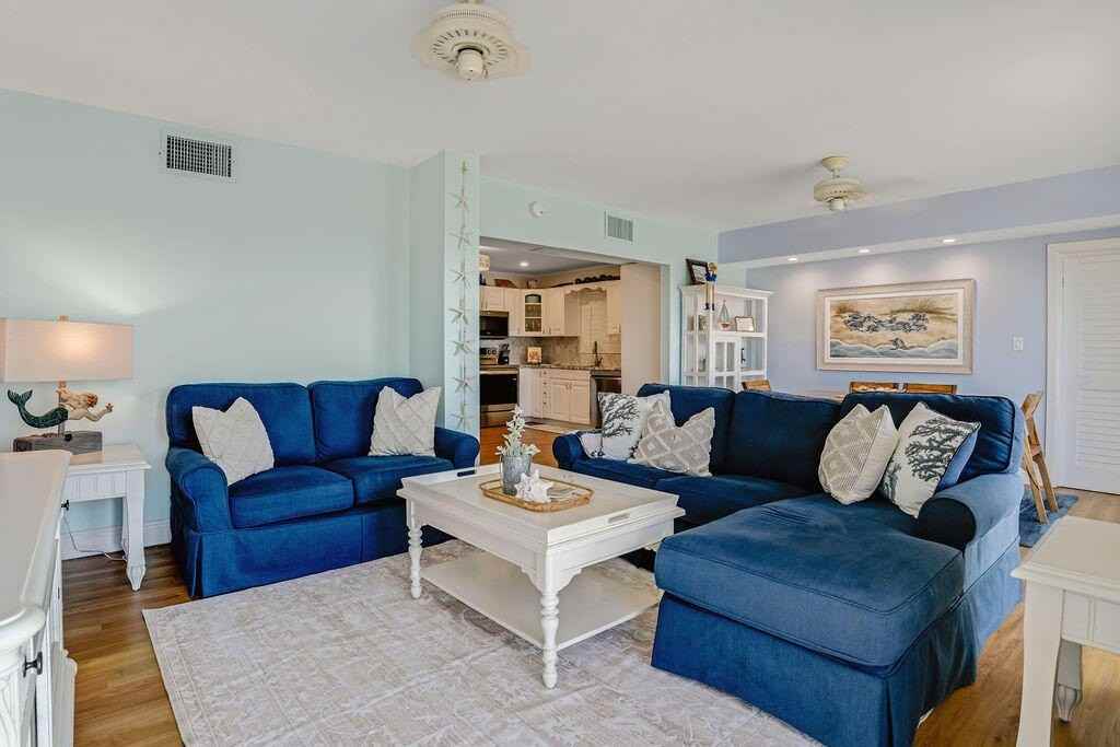 200 Wrenn St #701 - Photo 6 of 50