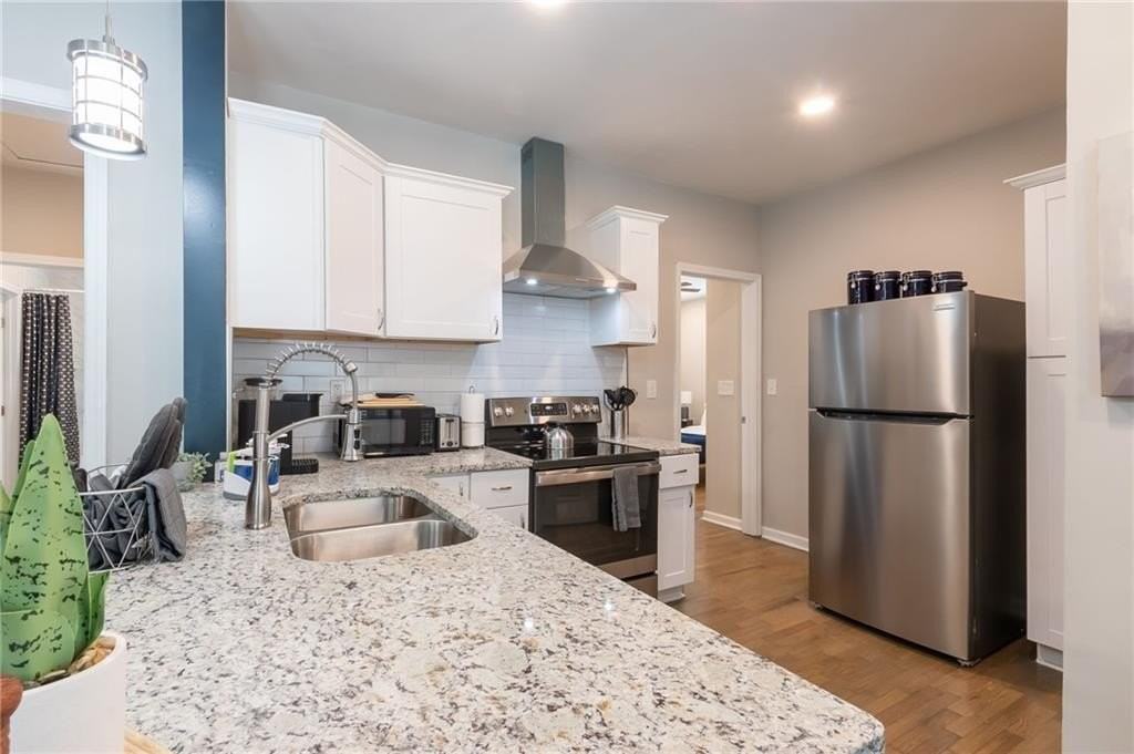 864 Dill Ave Sw - Photo 2 of 4