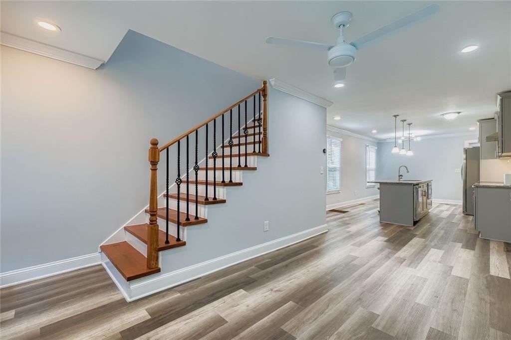 677 Ira St Sw - Photo 6 of 28