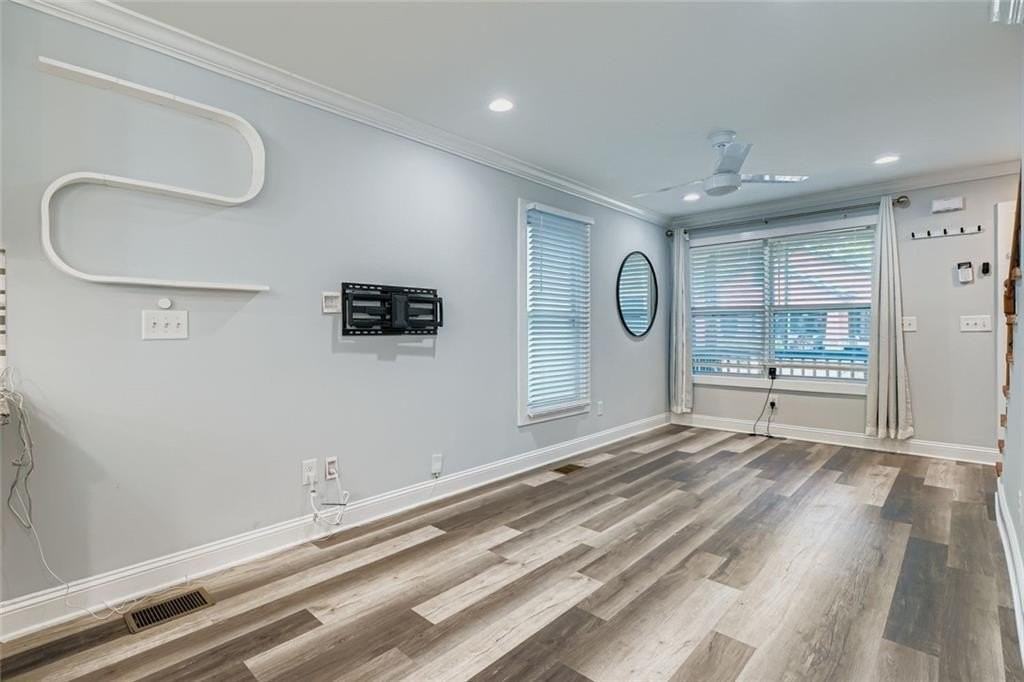 677 Ira St Sw - Photo 7 of 28