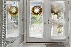 2164 Goodwood Blvd Se - Photo 5 of 34