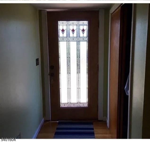 97 Mountain Blvd - Photo 2 of 16