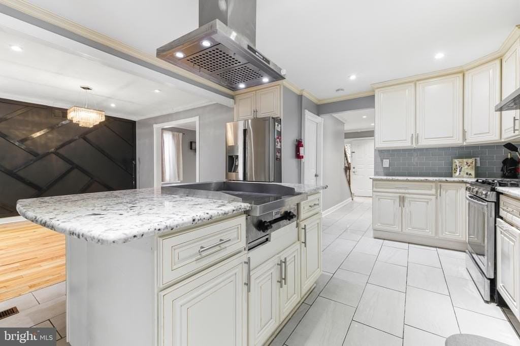 203 Jonathan Ln - Photo 7 of 22