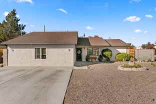 310 Calle Quieta Ne - Photo 1 of 1