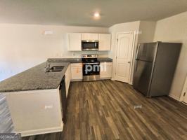 featured image of 1552 Austin Dr