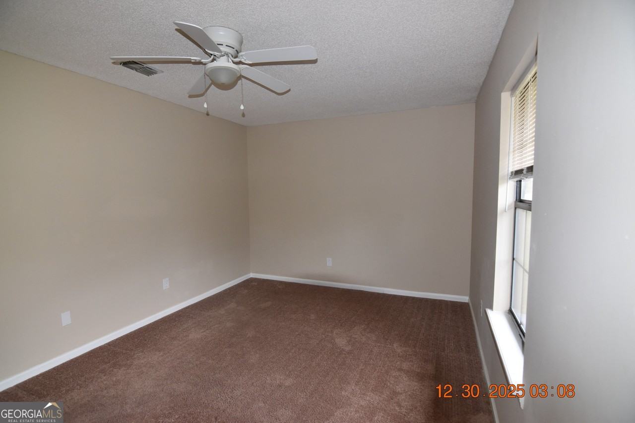 26 Mallard Pointe Dr - Photo 5 of 42