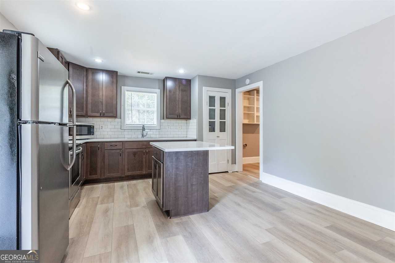 45 Bridge St - Photo 5 of 19