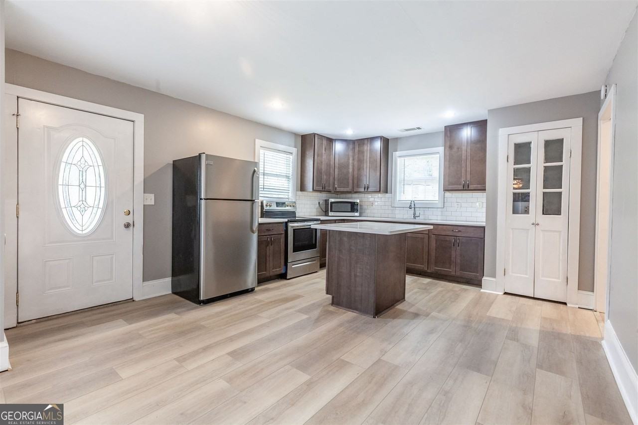 45 Bridge St - Photo 6 of 19