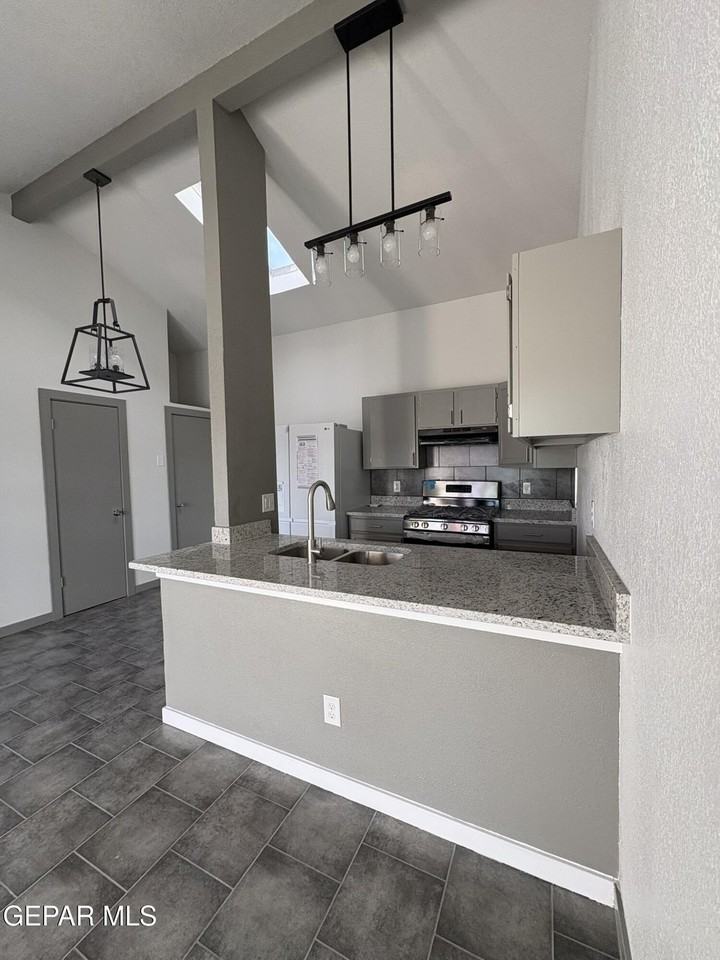 11415 Sundrop Ct Apt A #A - Photo 6 of 21