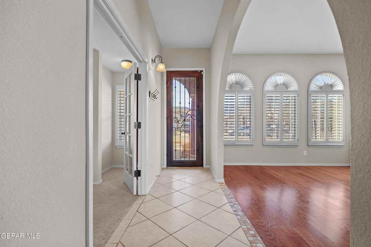 11272 Duster Dr - Photo 6 of 31