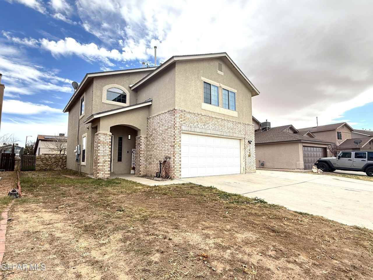 11952 Mesquite Miel Dr - Photo 3 of 35