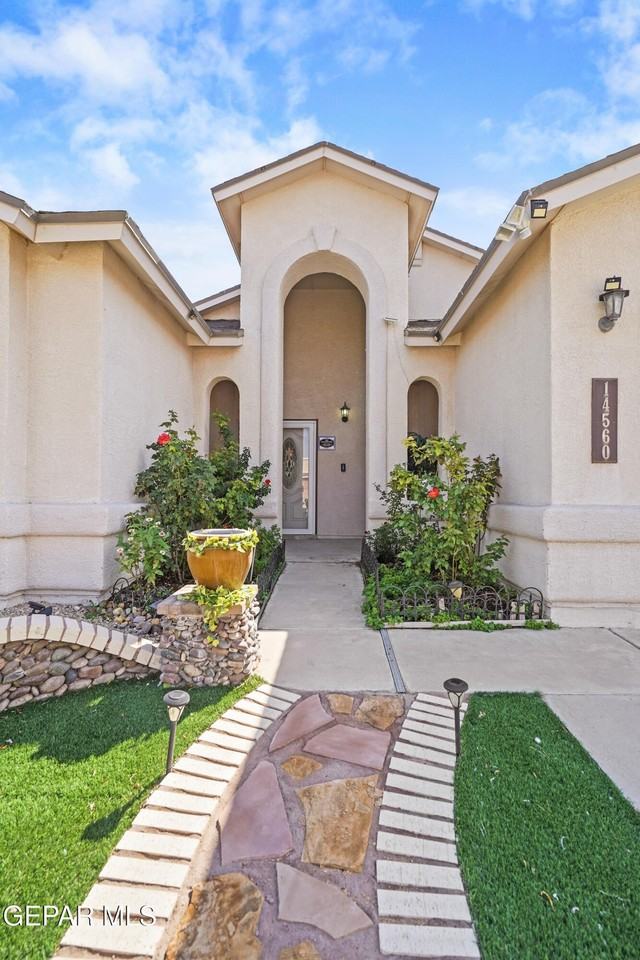 14560 Meadown Lawn - Photo 4 of 31