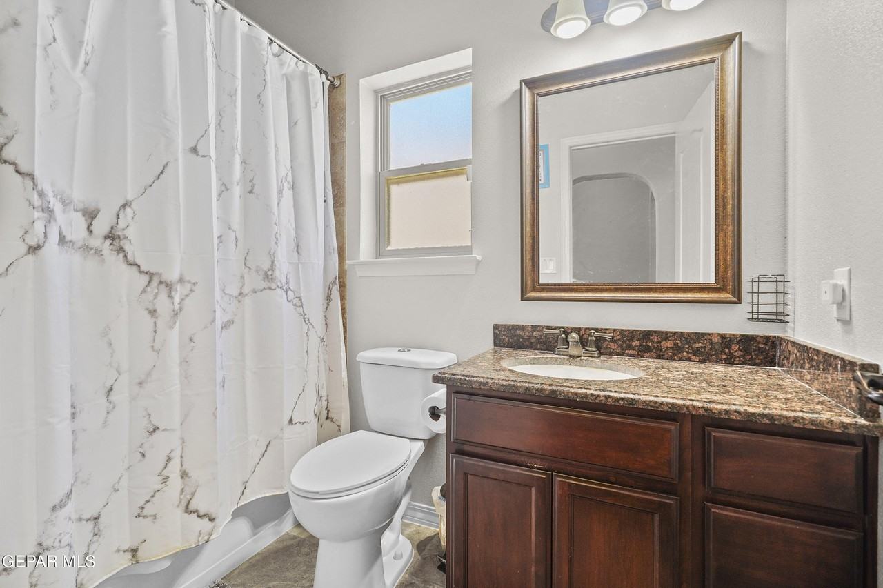 14560 Meadown Lawn - Photo 7 of 31