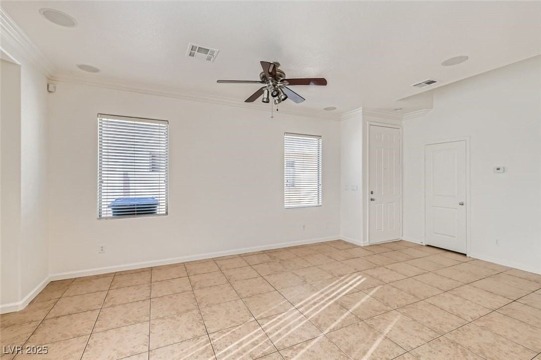 3645 Lakeside Villas Ave - Photo 3 of 11