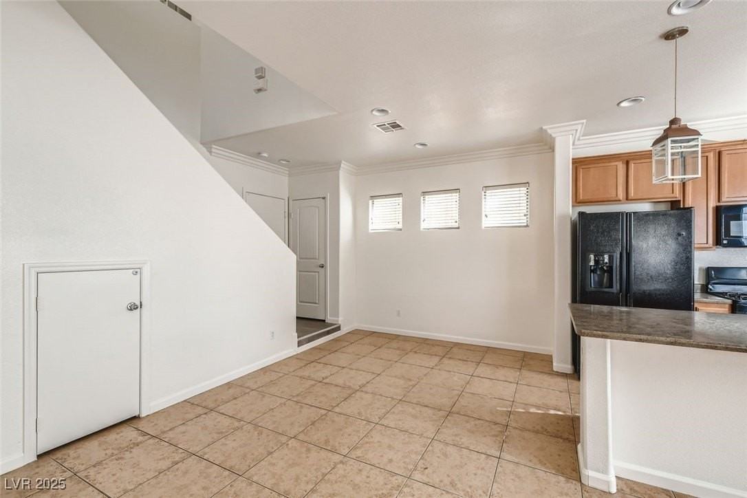 3645 Lakeside Villas Ave - Photo 4 of 11