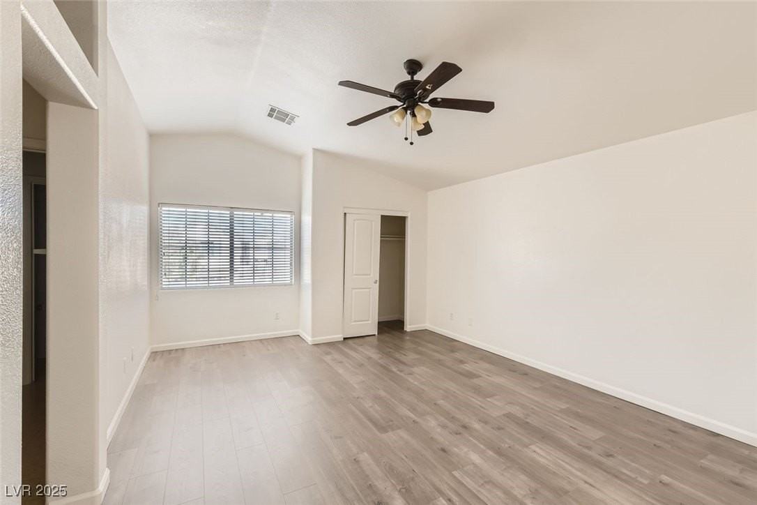 3645 Lakeside Villas Ave - Photo 6 of 11