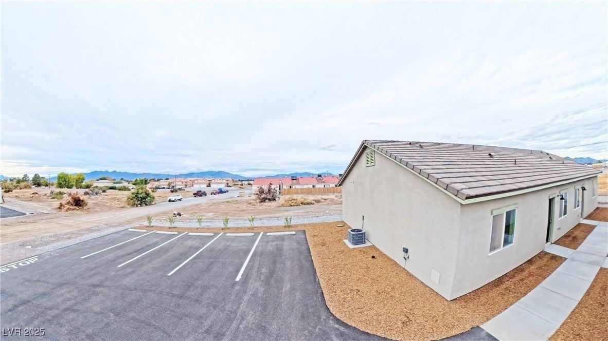 1340 E Arrowhead St #1-2-3-4 - Photo 7 of 25