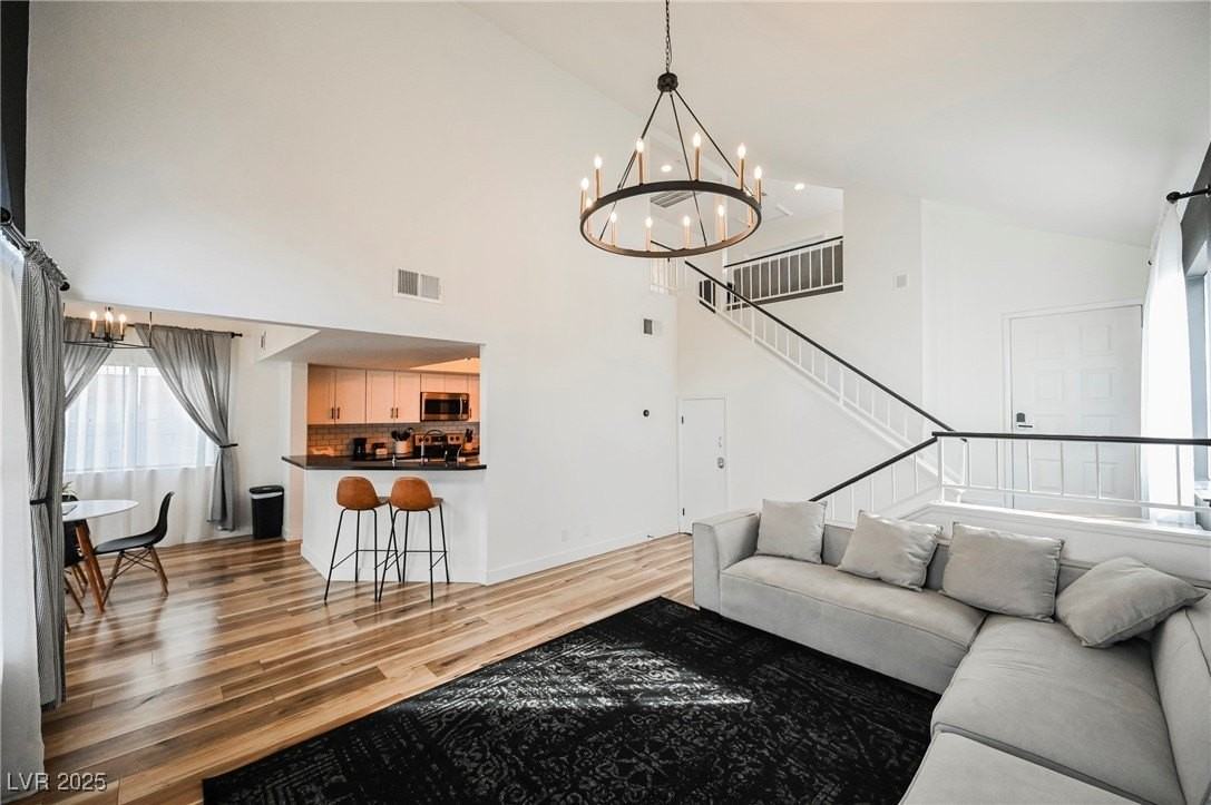 1640 Crystal Shadows Cir - Photo 4 of 44