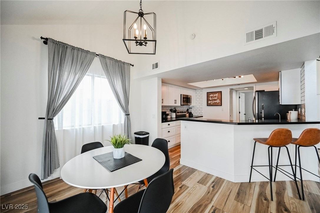 1640 Crystal Shadows Cir - Photo 5 of 44