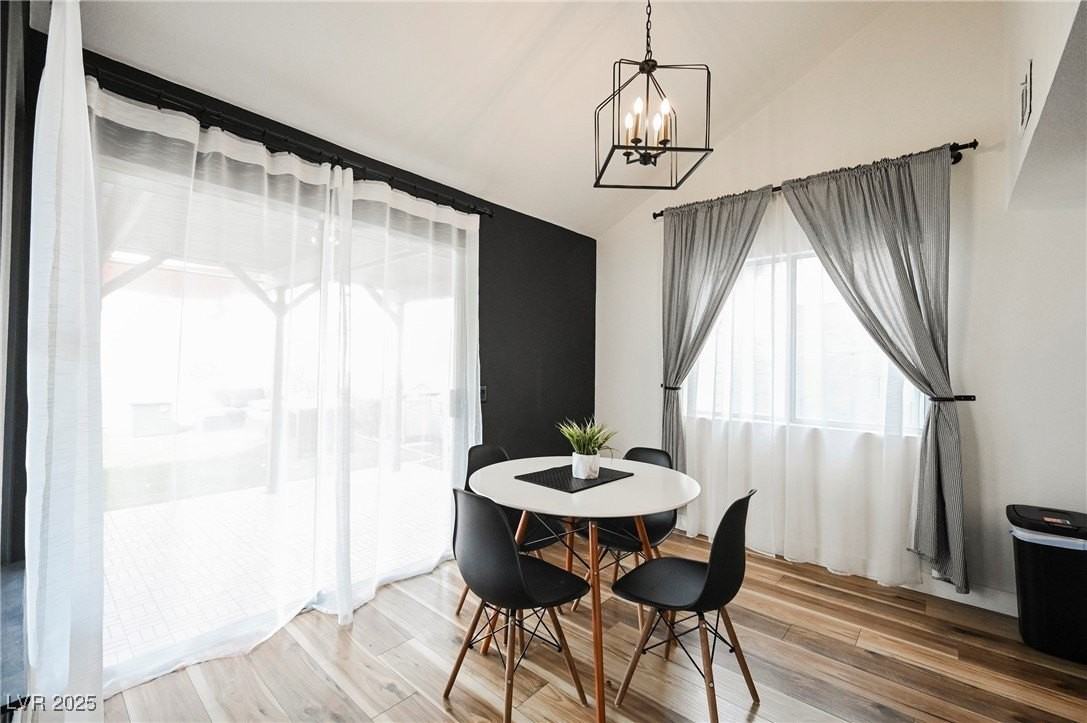 1640 Crystal Shadows Cir - Photo 7 of 44