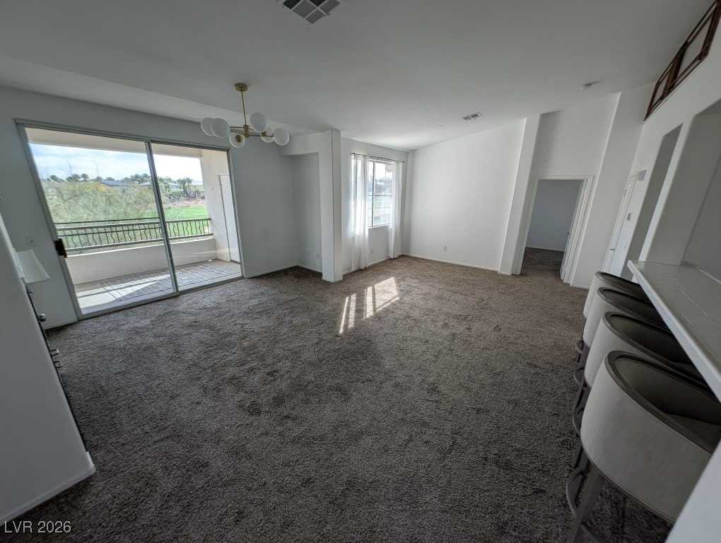 912 Duckhorn Ct #204 - Photo 3 of 20