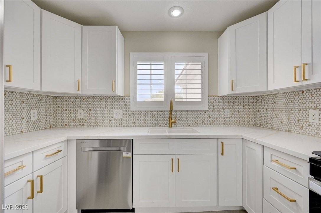 10524 Pine Gardens Ct #203 - Photo 3 of 14