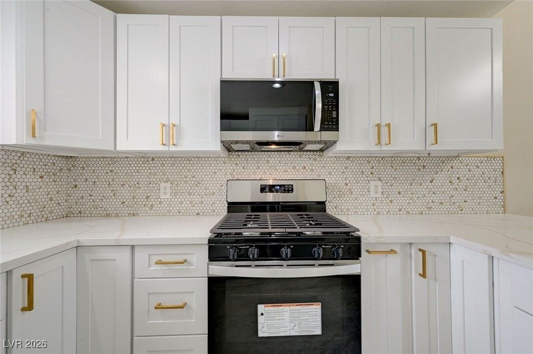 10524 Pine Gardens Ct #203 - Photo 4 of 14