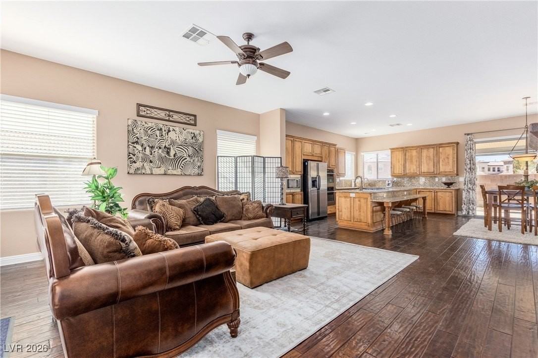 1041 Via Saint Lucia Pl - Photo 2 of 32