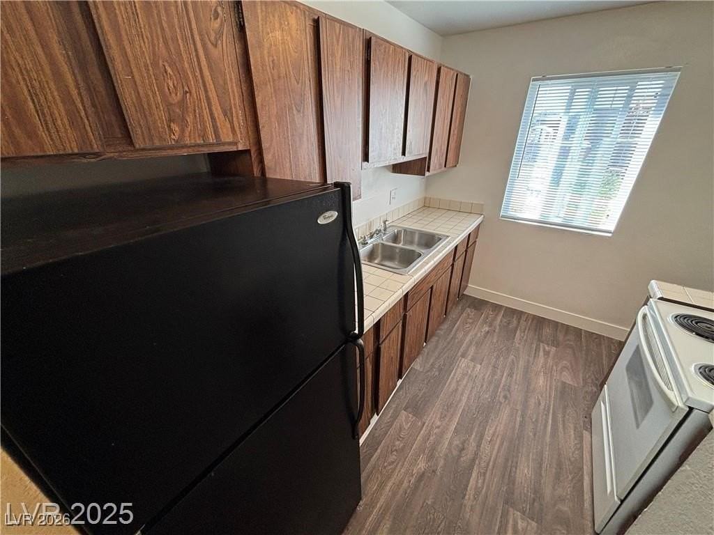 2036 Crawford St #A - Photo 6 of 19