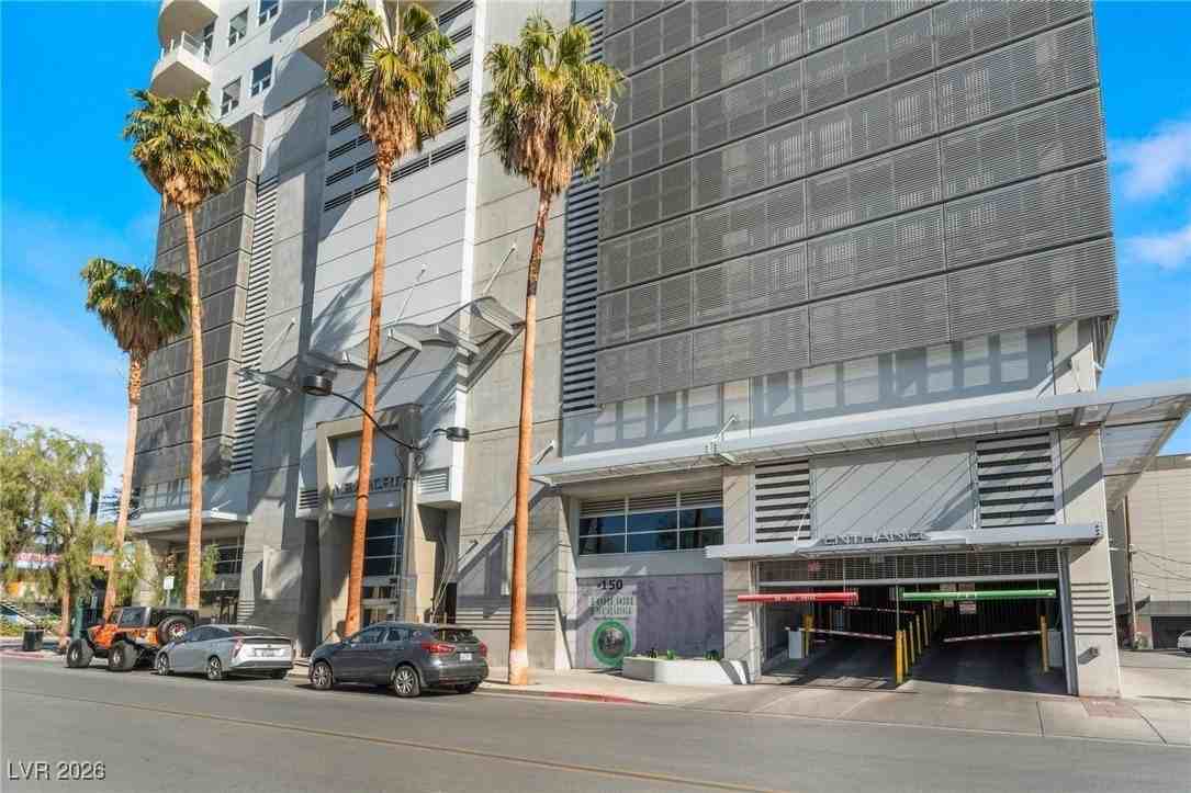 200 Hoover Ave #1504 - Photo 4 of 40