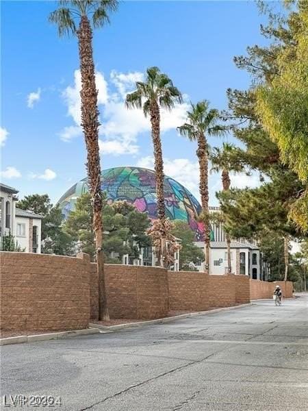 530 Elm Dr #102 - Photo 2 of 14