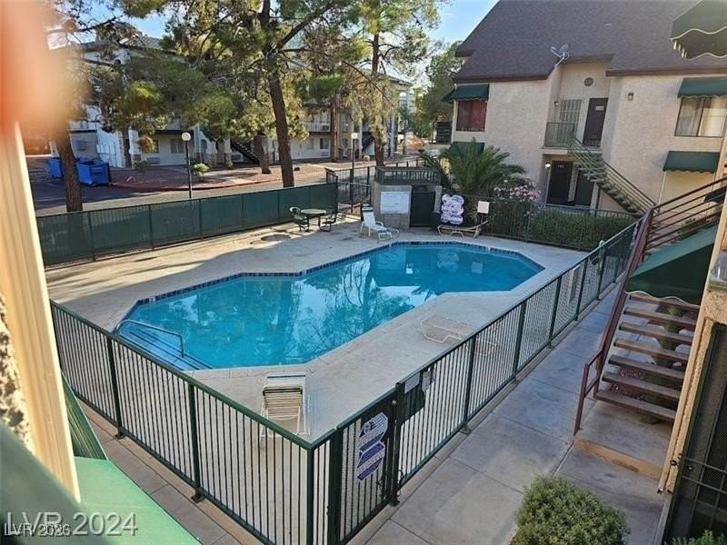 530 Elm Dr #102 - Photo 3 of 14