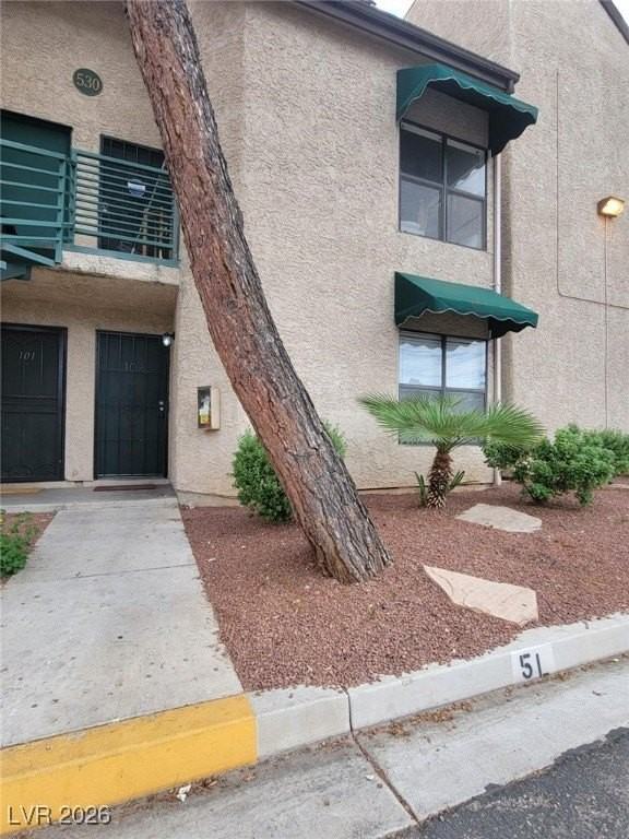 530 Elm Dr #102 - Photo 7 of 14