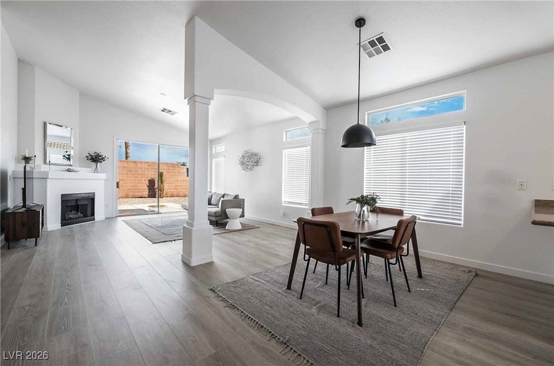 2306 Reading Hills Ave - Photo 3 of 19